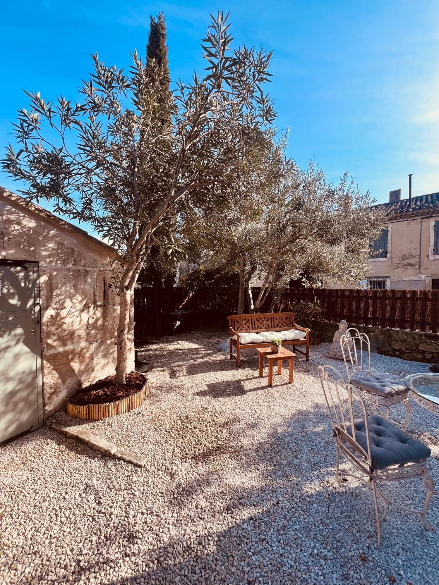 La Boheme Mouries Villa Bagian luar foto